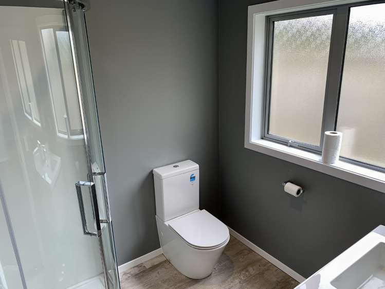 1 Grovedale Square 10629_11