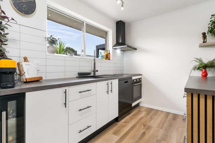 484 Mairehau Road Parklands_1