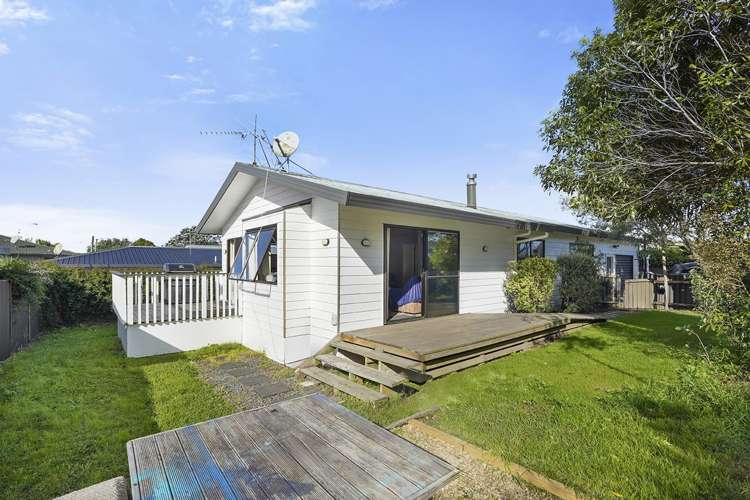 17B Dinsdale Road_0