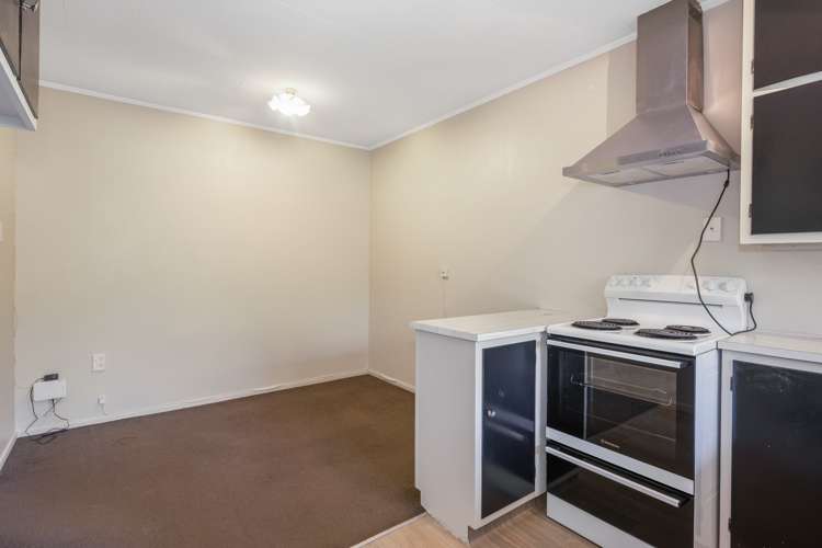 3/10 Petherick Crescent Johnsonville_3