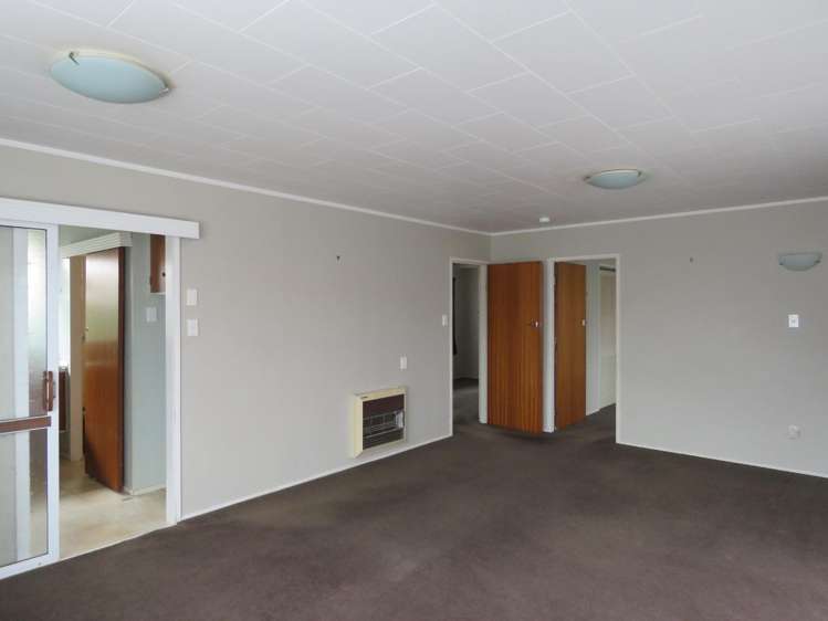 4/6 Karamu Street Strandon_4