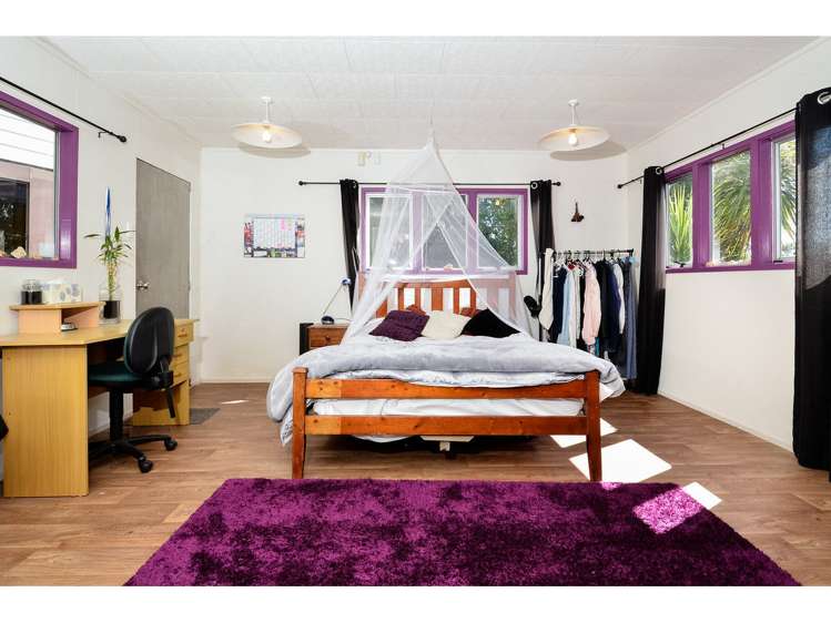 20 Finlow Drive Te Atatu South_20