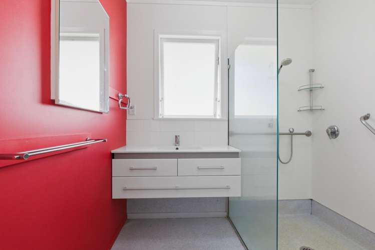 99 Beach Road Otumoetai_20