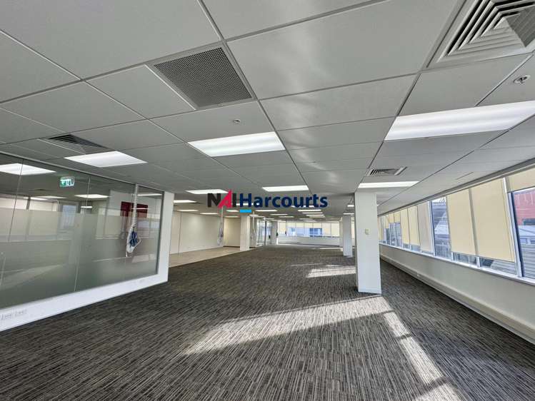 1/2 Fred Thomas Drive Takapuna_6