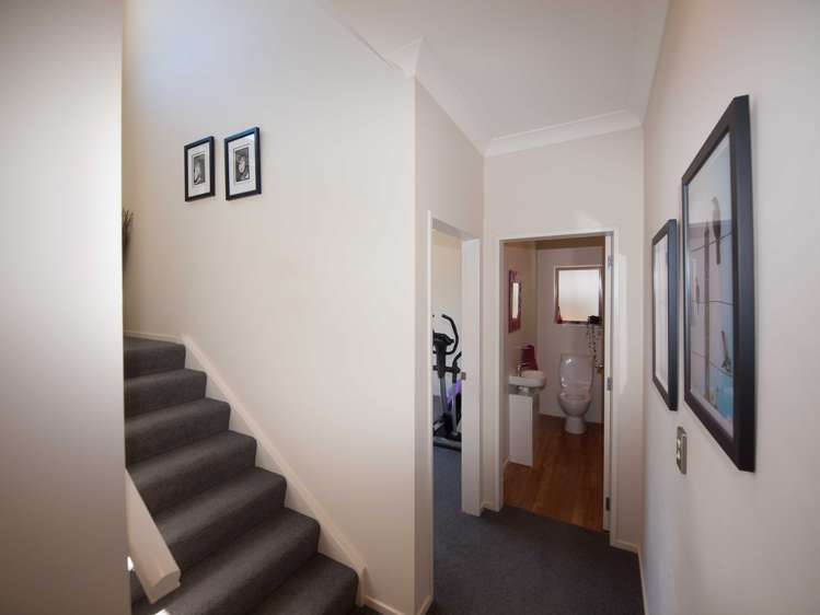 43 Erlestoke Crescent Churton Park_13
