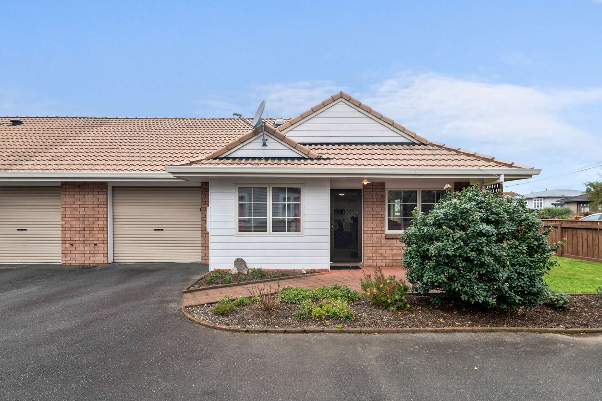 4a York Street Glenholme_0