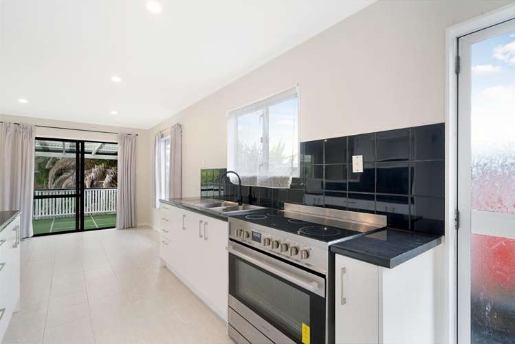22 Taranui Place Henderson_23