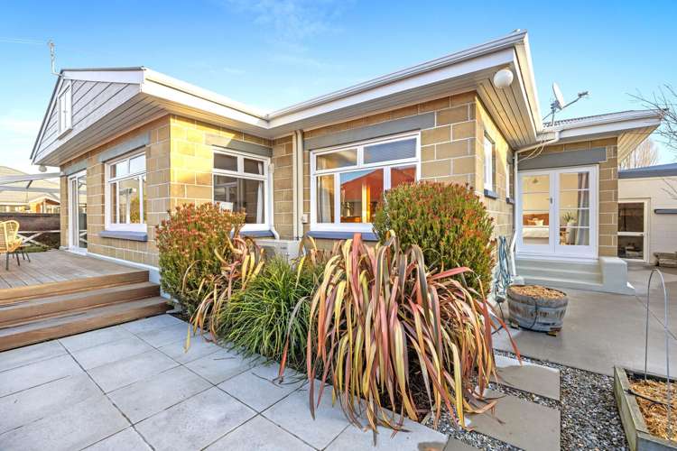 8 Ashmore Lane Strowan_12