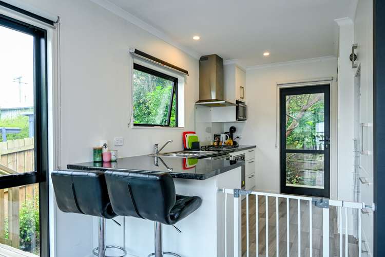 2 Muir Street Green Island_17