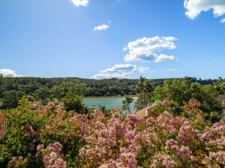 2/31 Okura River Road Okura_18