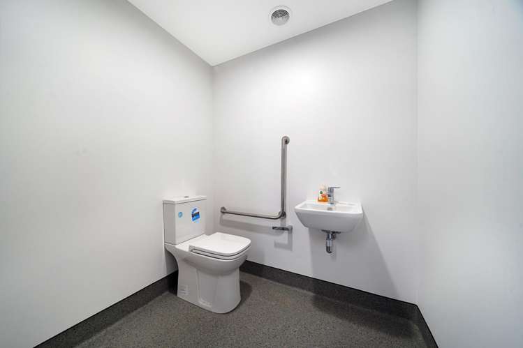 35/74 Westpoint Drive Hobsonville_7