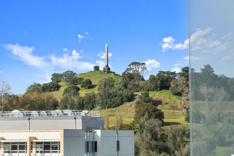 709/223B Green Lane West Epsom_9