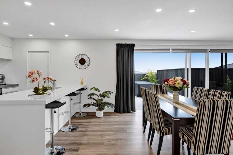 16 Jules Crescent Bell Block_7