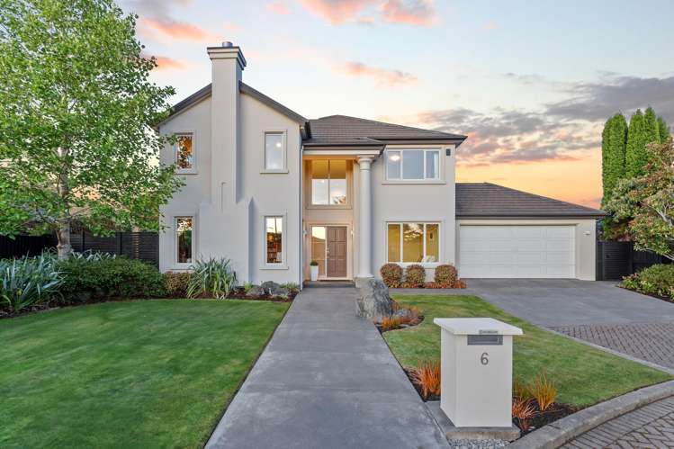 6 June Gardens Northwood_36