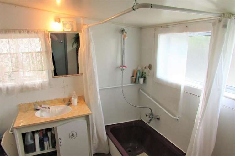 106 Main North Road Woodend_13