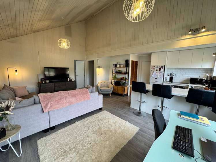  A/60 Rata Road Raumati Beach_2