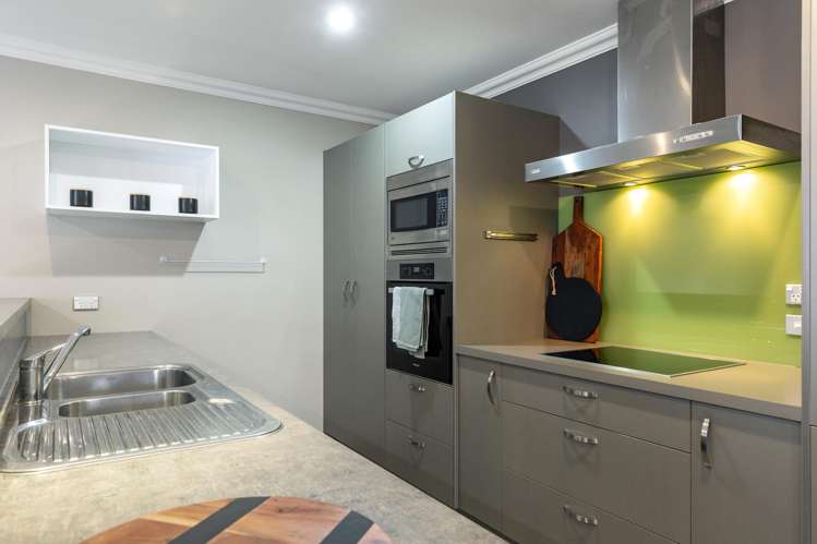 49b Park Terrace Blenheim Central_12