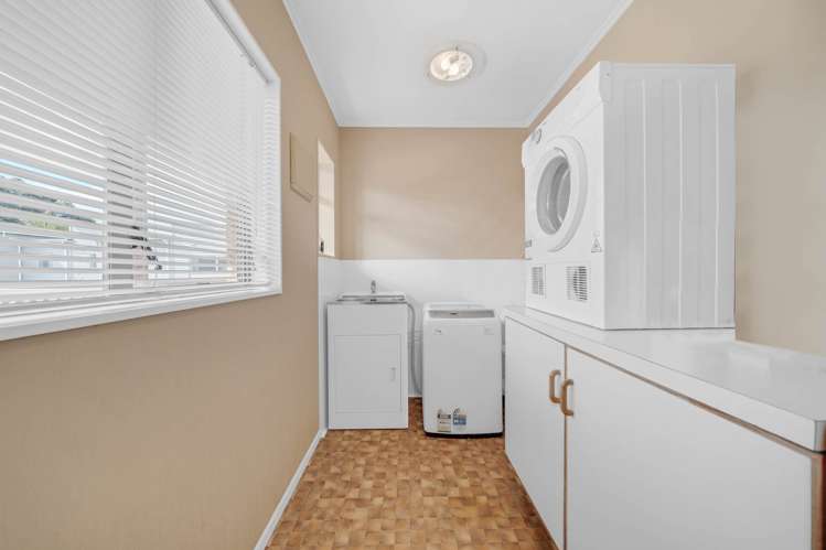 36 Estuary Road Weymouth_11