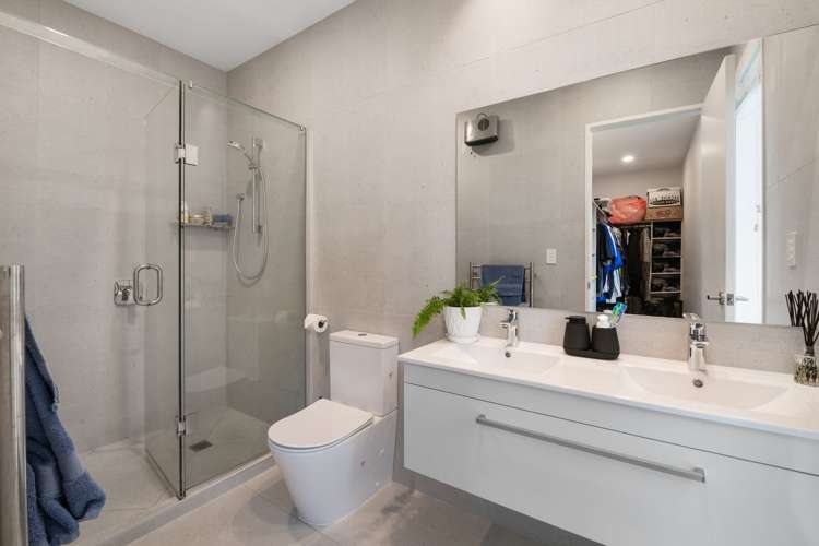 61 Godfrey Drive Orewa_14