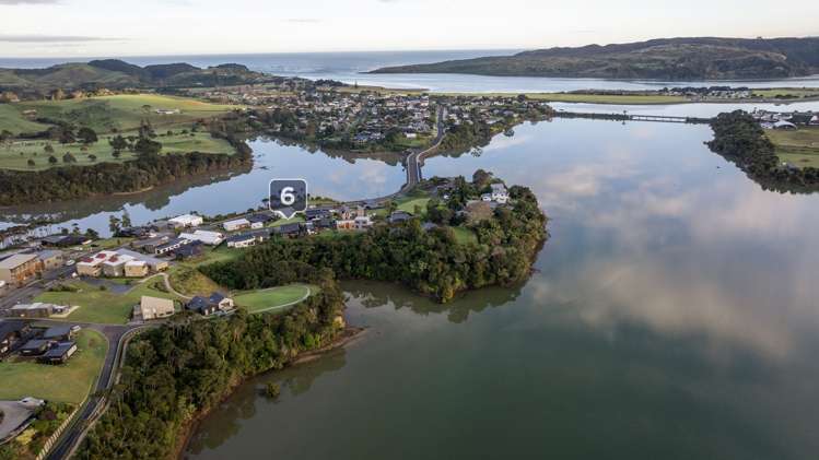 6 Hapuapua Street Raglan_24