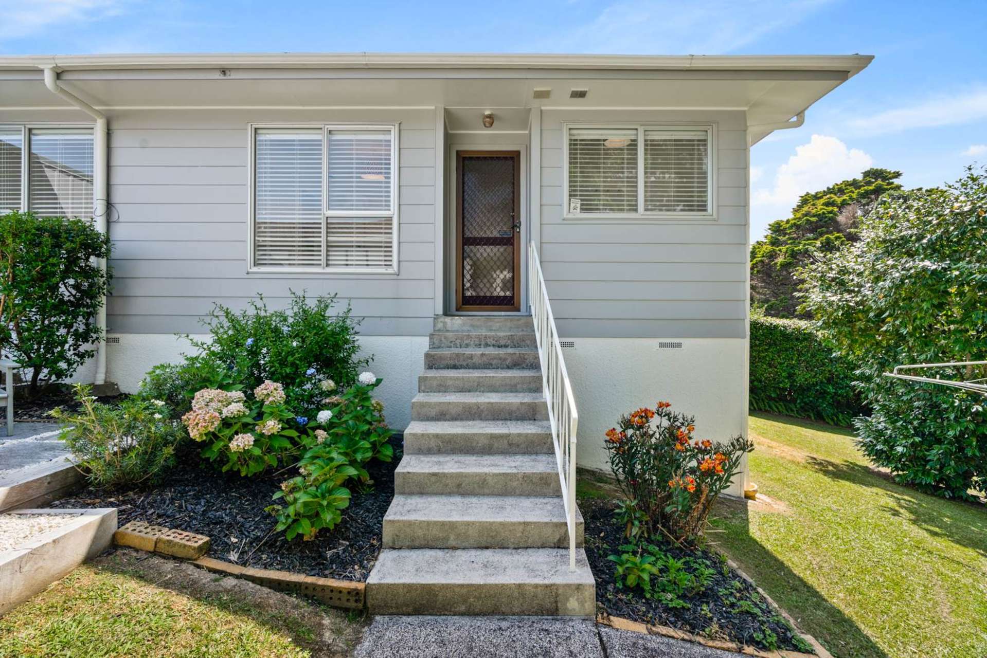 2/20 Scarlock Avenue Browns Bay_0