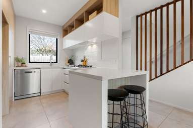 3/60 Sandwich Road_3