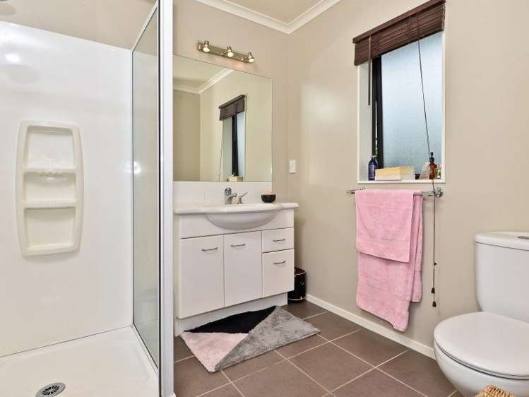 4 Alderwick Place Rototuna North_10