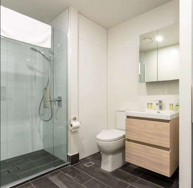 1003/70 Anzac Avenue City Centre_3