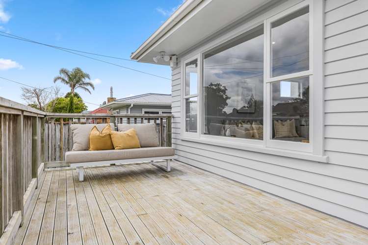 5 Japonica Drive Beach Haven_10