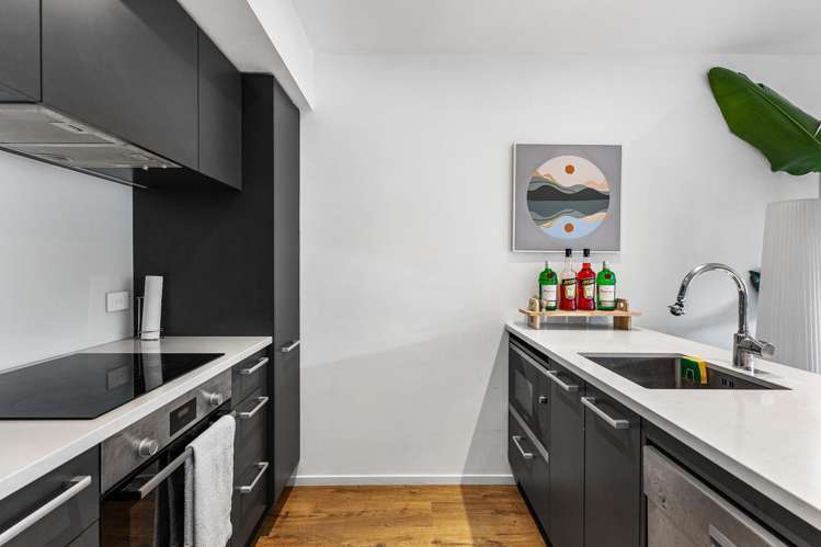 101/69C Hall Avenue_0