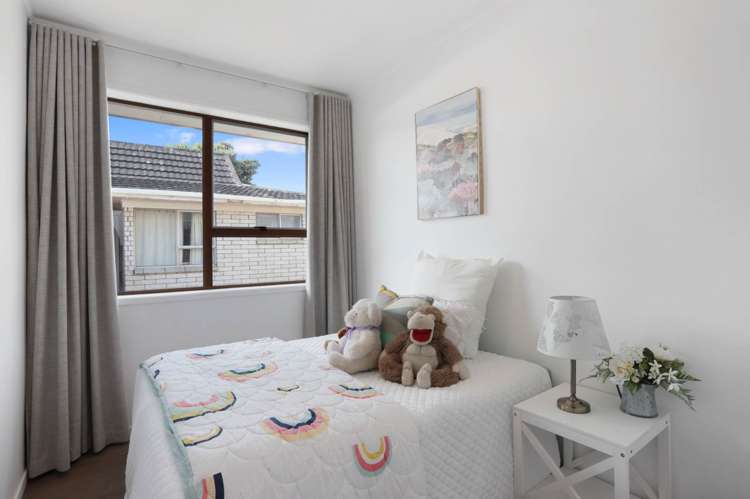 2/45 Blacklock Avenue Henderson_12