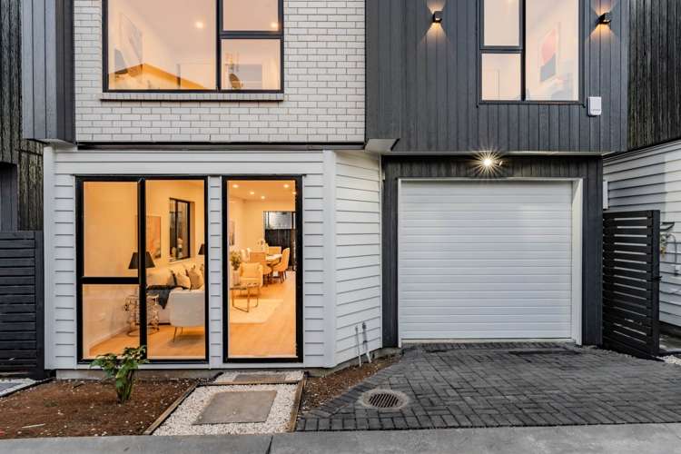 122D Leybourne Circle_1