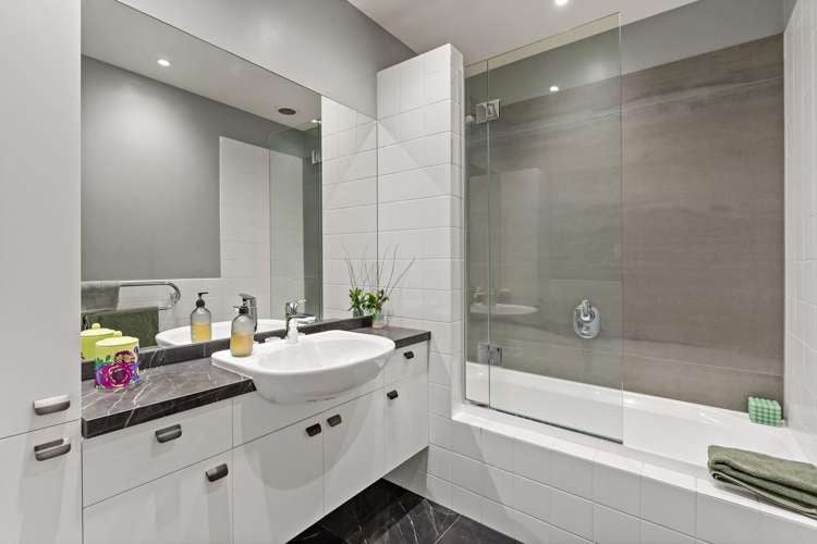 4 Abbotts Way Remuera_16