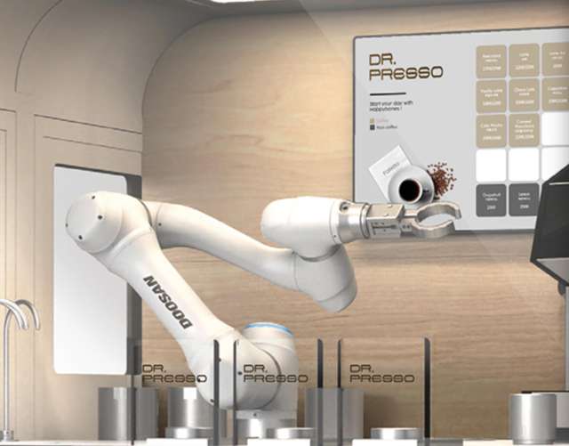 Social Media Sensation Robot Café Business_2