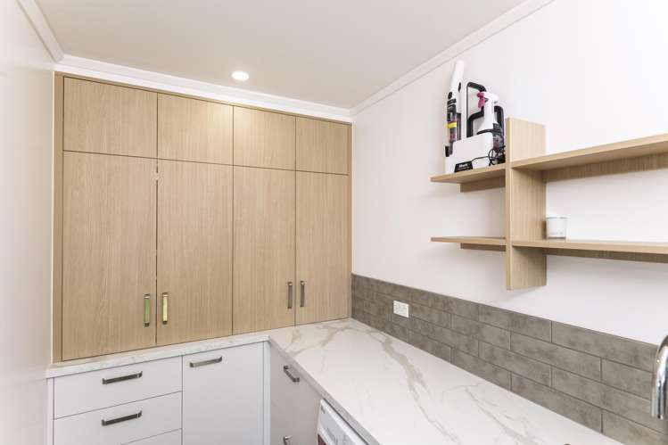 22 Pine Street Mangapapa_13