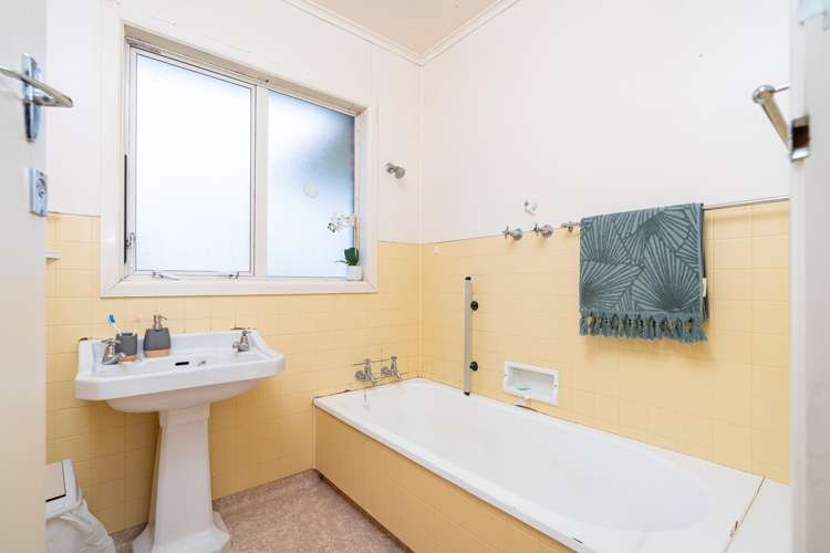 91 Warwick Street Wilton_13