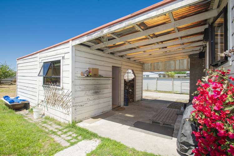 8 Waverley Street Elgin_15