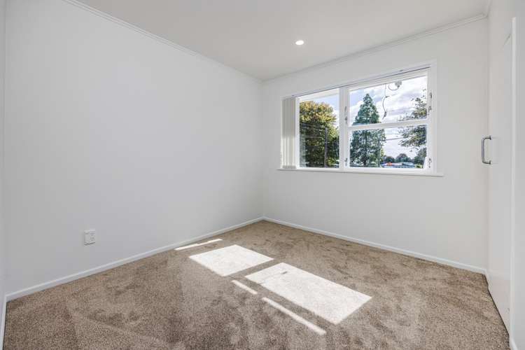 25 Flat Bush Road Otara_7