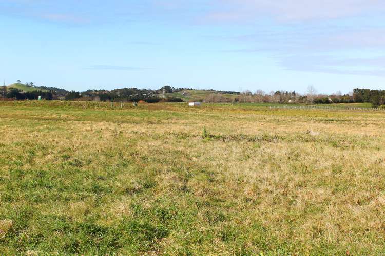 36 Aileron Rise Dairy Flat_4