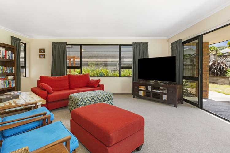 18 Clearwater Terrace Brown Owl_11