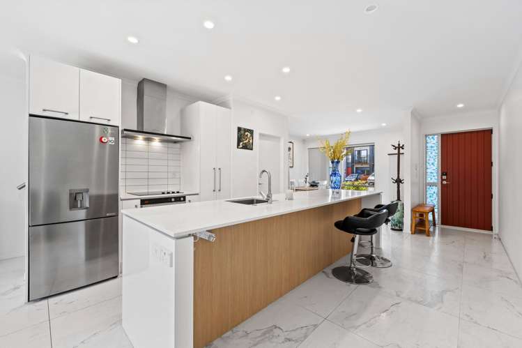 53 Glidepath Road Hobsonville_6