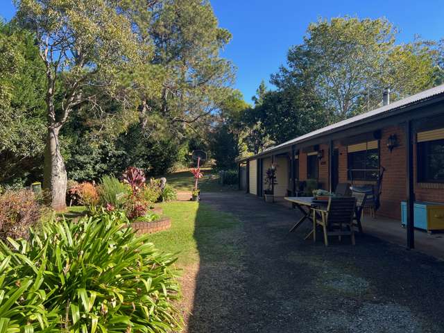 54-58 Benowa Street Tamborine Mountain_1