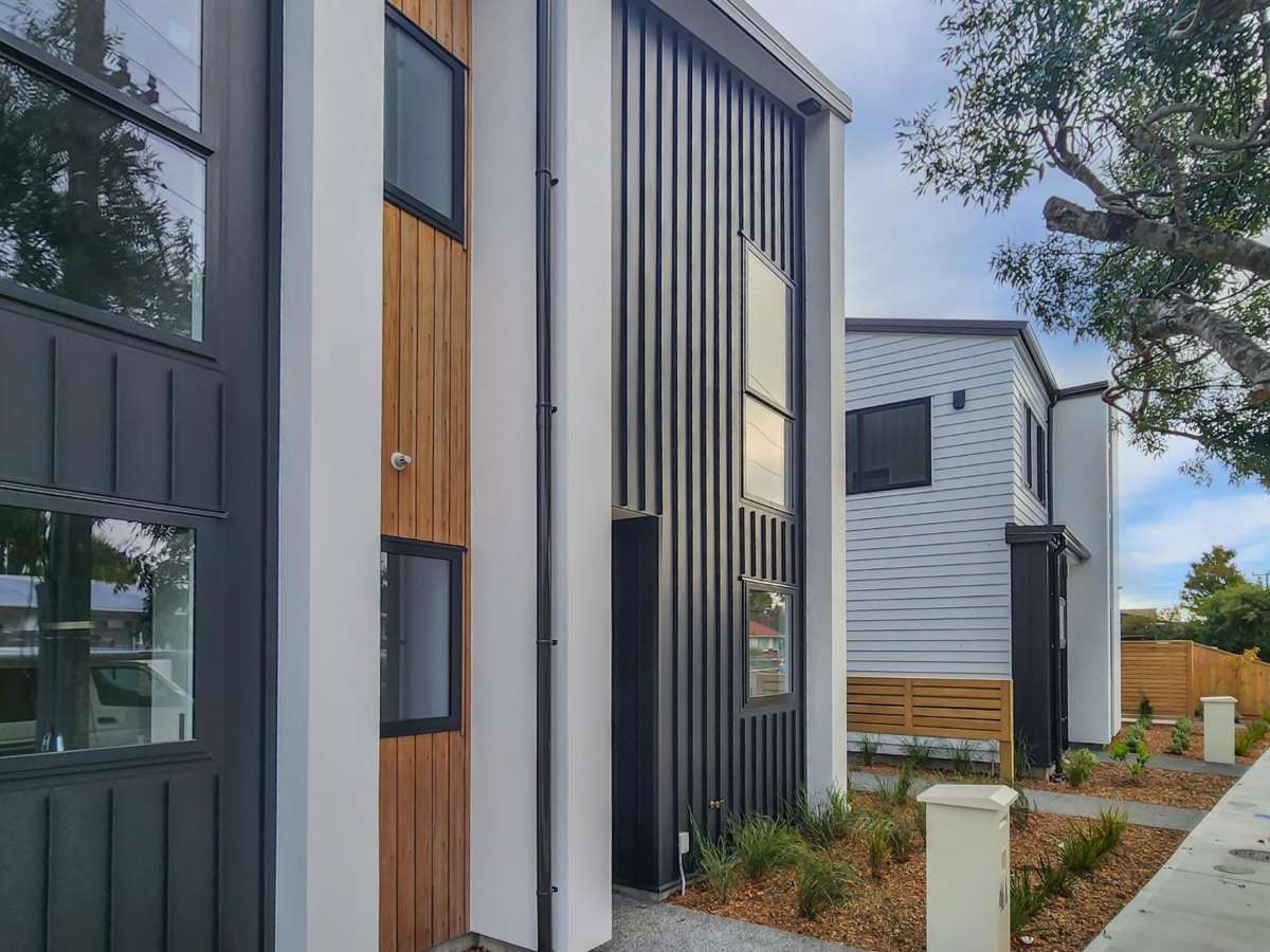 Lovely Modern Townhouse 1