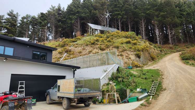 751 Makara Road Makara_1