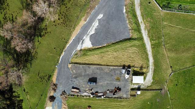 Yard 3,31 Jeffs Road, Dairy Flat Dairy Flat_3