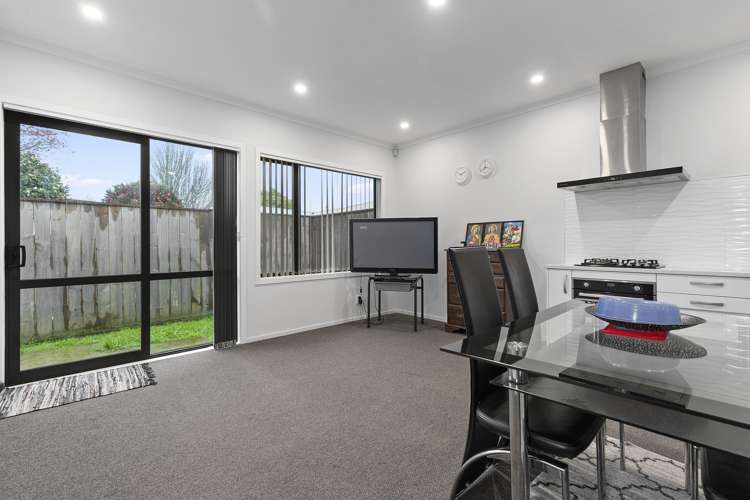 5/2 Rosalind Street Deanwell_6