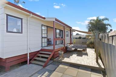 15B Lloyd Drive_1