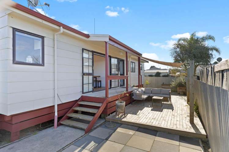 15B Lloyd Drive Nawton_1