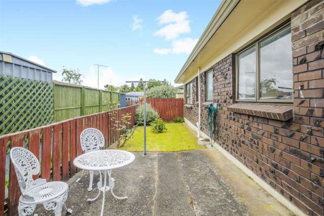 2/8 Prictor Street Papakura_4