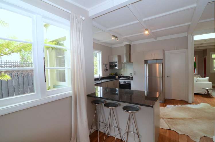 2/51 Empire Road Epsom_9